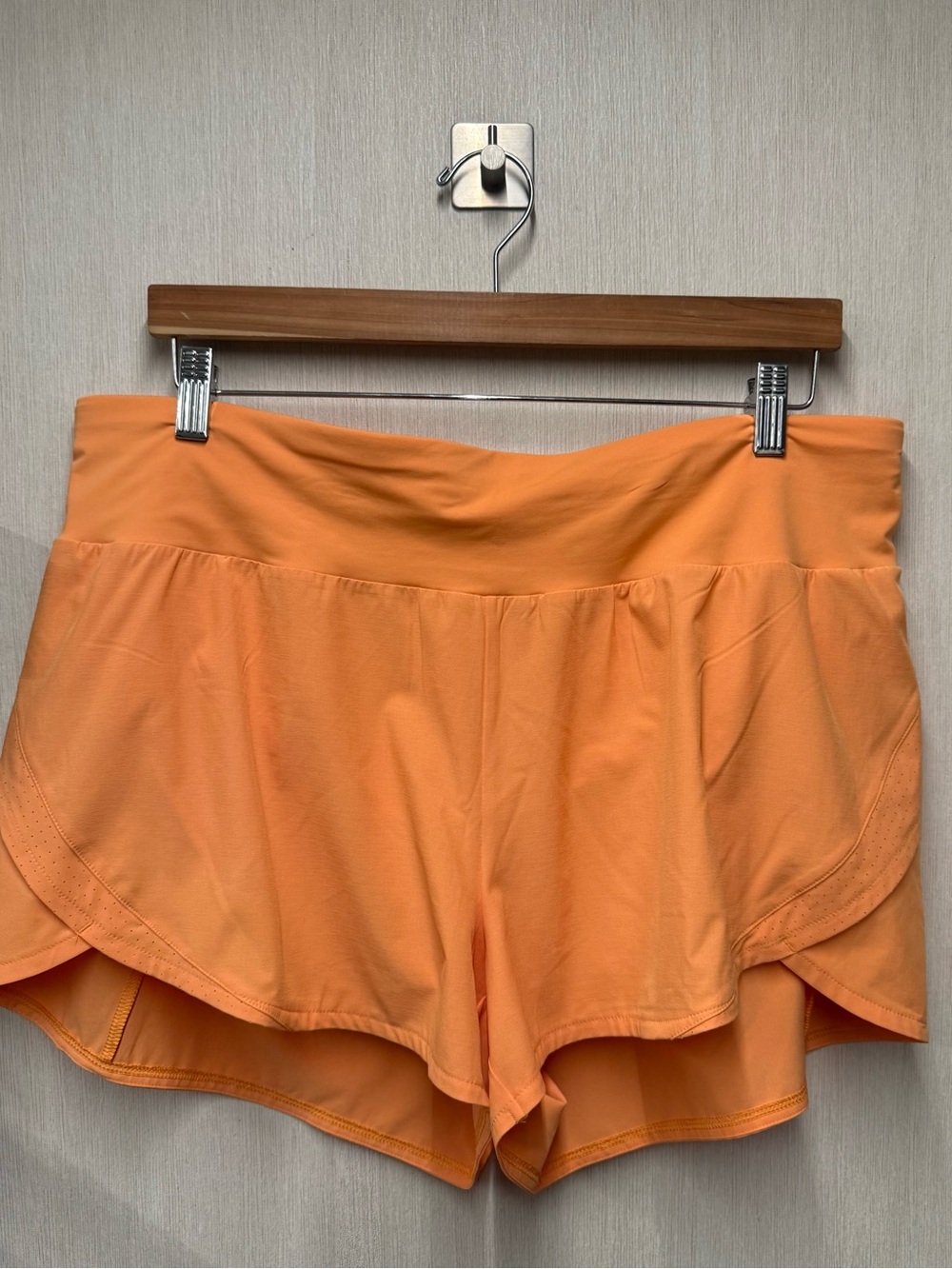 NWT CALIA Kick It Up Performance 3” Shorts Fresh Cantaloupe, Size XXL - Picture 2 of 10